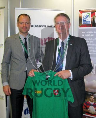Lithuanian Rugby Union President Rytis Davidovicius (l) with IRB Chairman Bernard Lapasset